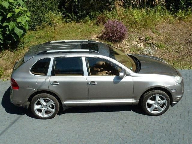 Beige Gebraucht 2012 Porsche Cayenne S SUV | 17.900 € - Bild 1/4