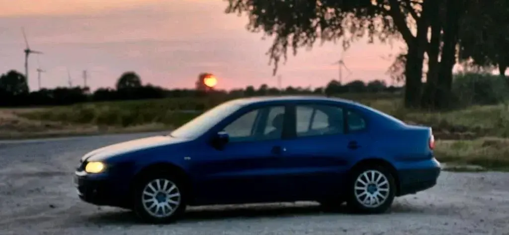Occasion Seat Toledo 125 ch (91 kW) 2000 Bleue Berline