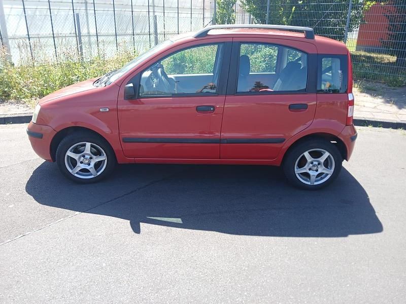 Gebraucht Fiat Panda 60 PS (44 kW) 2005 Rot Kleinwagen