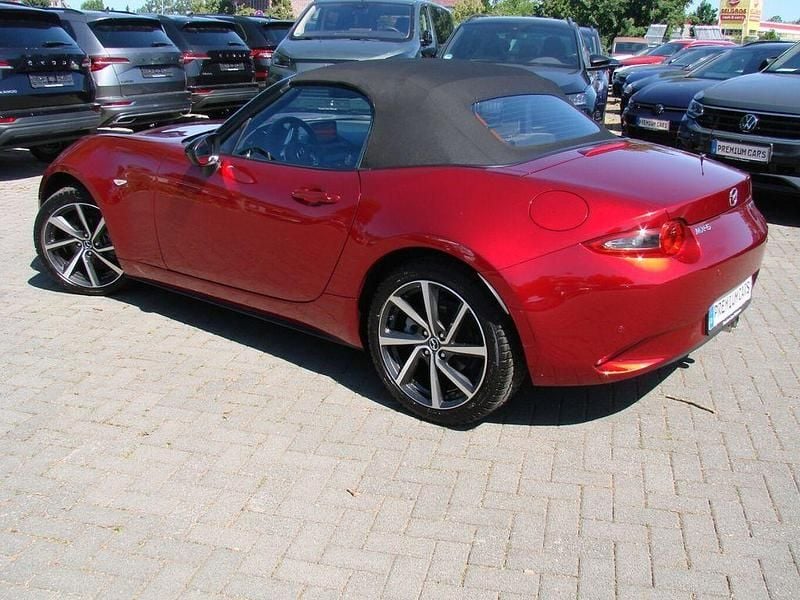 Gebraucht Mazda MX5 Ad'Vantage 132 PS (97 kW) 2021 Magmarot Cabrio