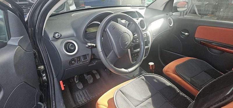 Gebraucht Citroën C2 Advance 60 PS (44 kW) 2006 Schwarz Kleinwagen