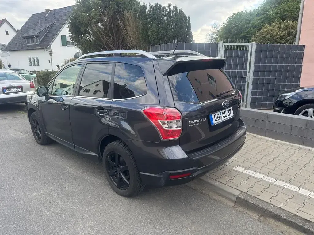 Gebraucht Subaru Forester Sport 147 PS (108 kW) 2013 Grau SUV