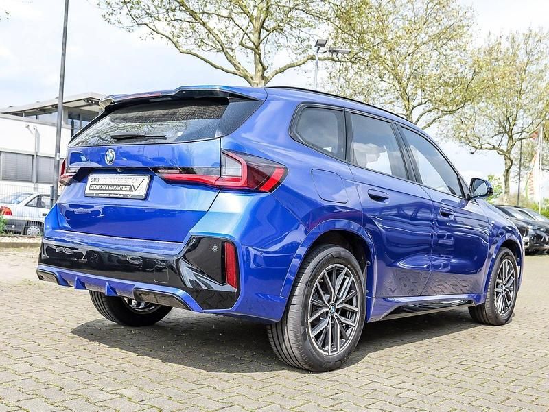 Gebraucht BMW X1 M Sport 156 PS (114 kW) 2024 Blau SUV