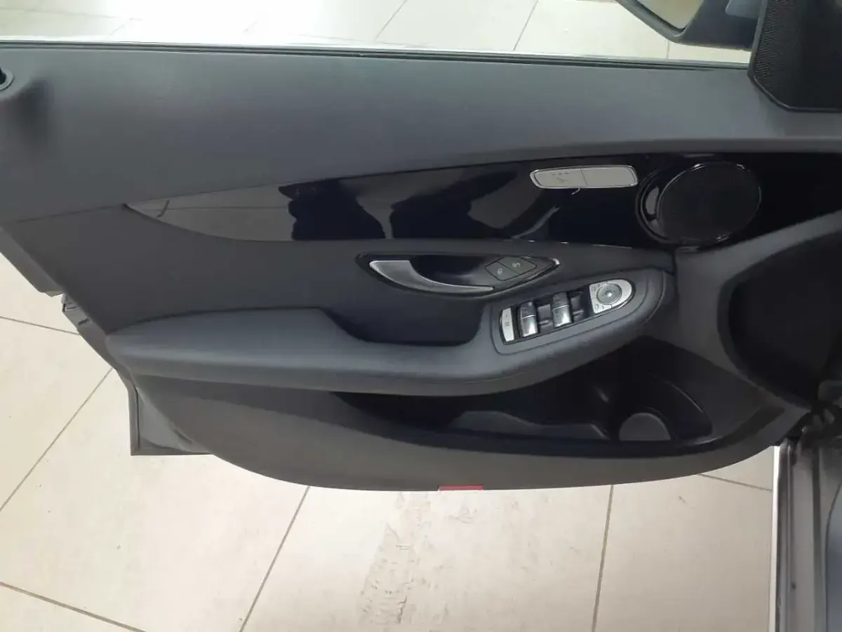 Second-hand Mercedes C220 194 CP (142 kW) 2021 Gri Break