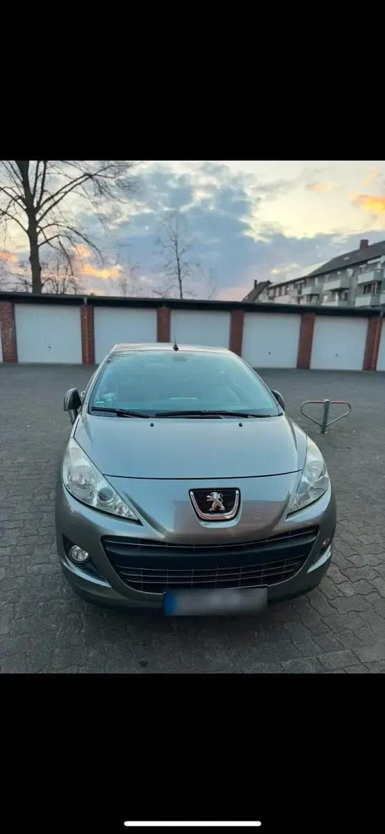 Gebraucht Peugeot 207 CC 120 PS (88 kW) 2012 Andere farben Cabrio