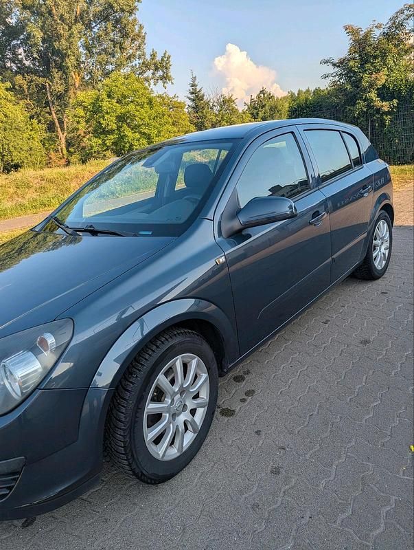 Gebraucht Opel Astra 90 PS (66 kW) 2007 Blau Kleinwagen