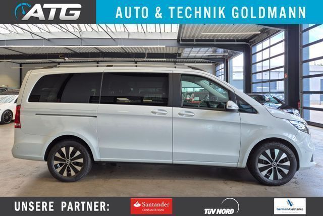 Bergkristallweiß metallic Gebraucht 2024 Mercedes V300 Edition Van / Kleinbus | 60.950 € (Superpreis) - Bild 1/4