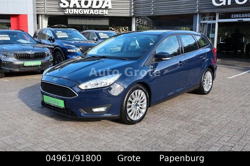 Gebraucht Ford Focus 105 PS (77 kW) 2018 Blau Kombi