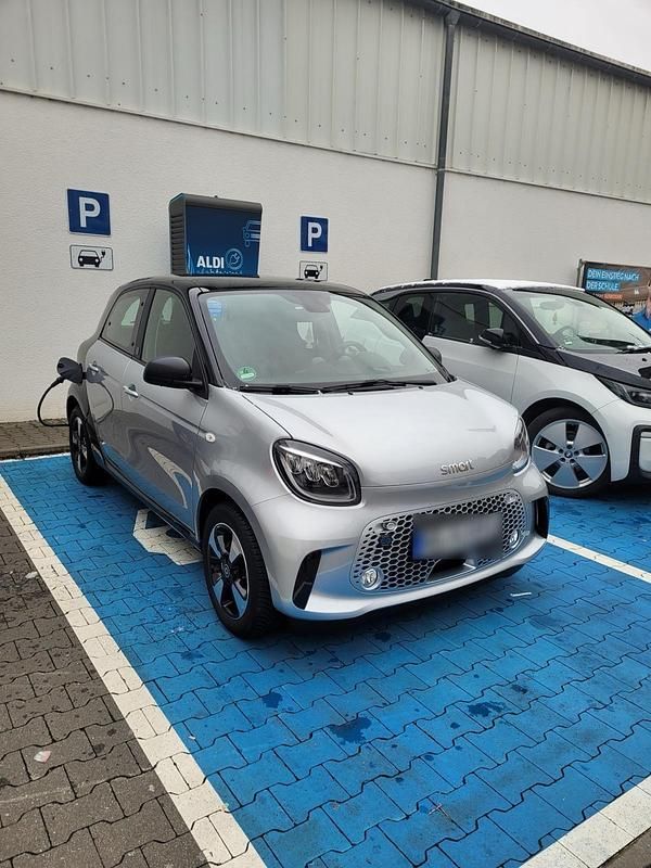 Gebraucht Smart ForFour Electric Drive 95 kW (130 PS) 2021 Silber Kleinwagen