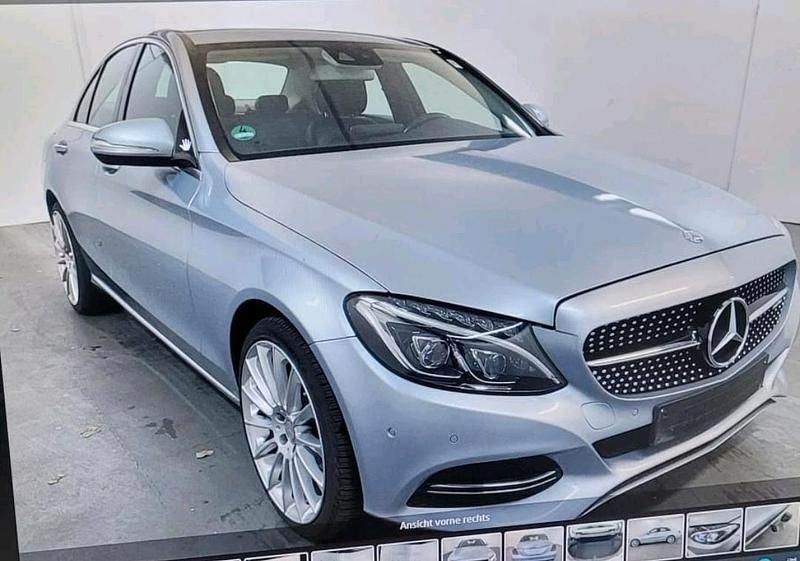 Blau Gebraucht 2015 Mercedes C220 Limousine | 15.000 € (Guter Preis) - Bild 1/4