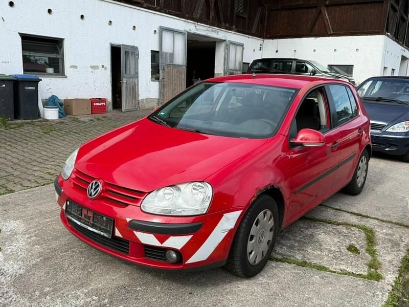 Rot Gebraucht 2006 VW Golf V Limousine | 300 € (Superpreis) - Bild 1/4