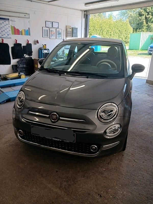 Grau Gebraucht 2017 Fiat 500 Cabrio | 9.400 € (Fairer Preis) - Bild 1/4