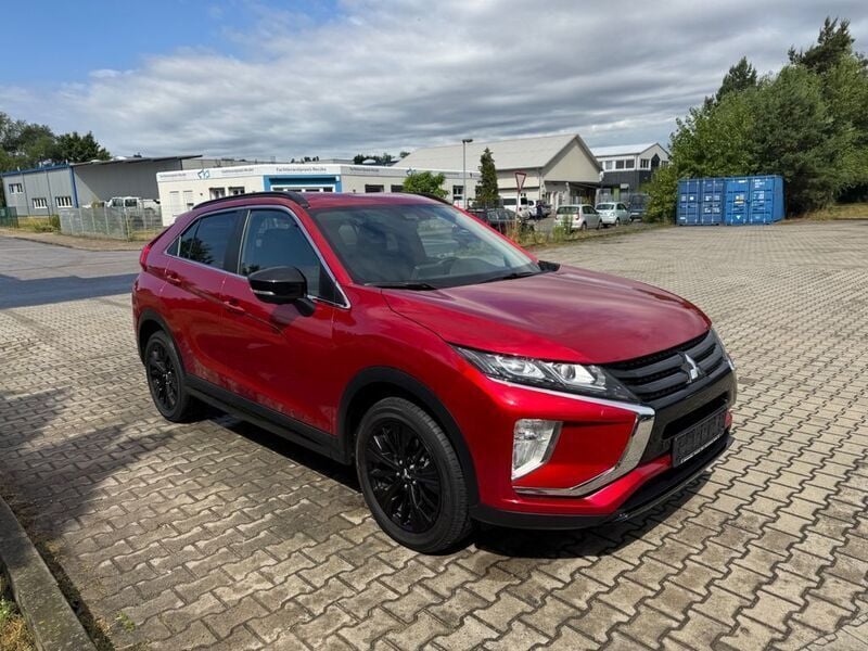 Rot Gebraucht 2019 Mitsubishi Eclipse Cross SUV | 15.900 € (Fairer Preis) - Bild 1/4