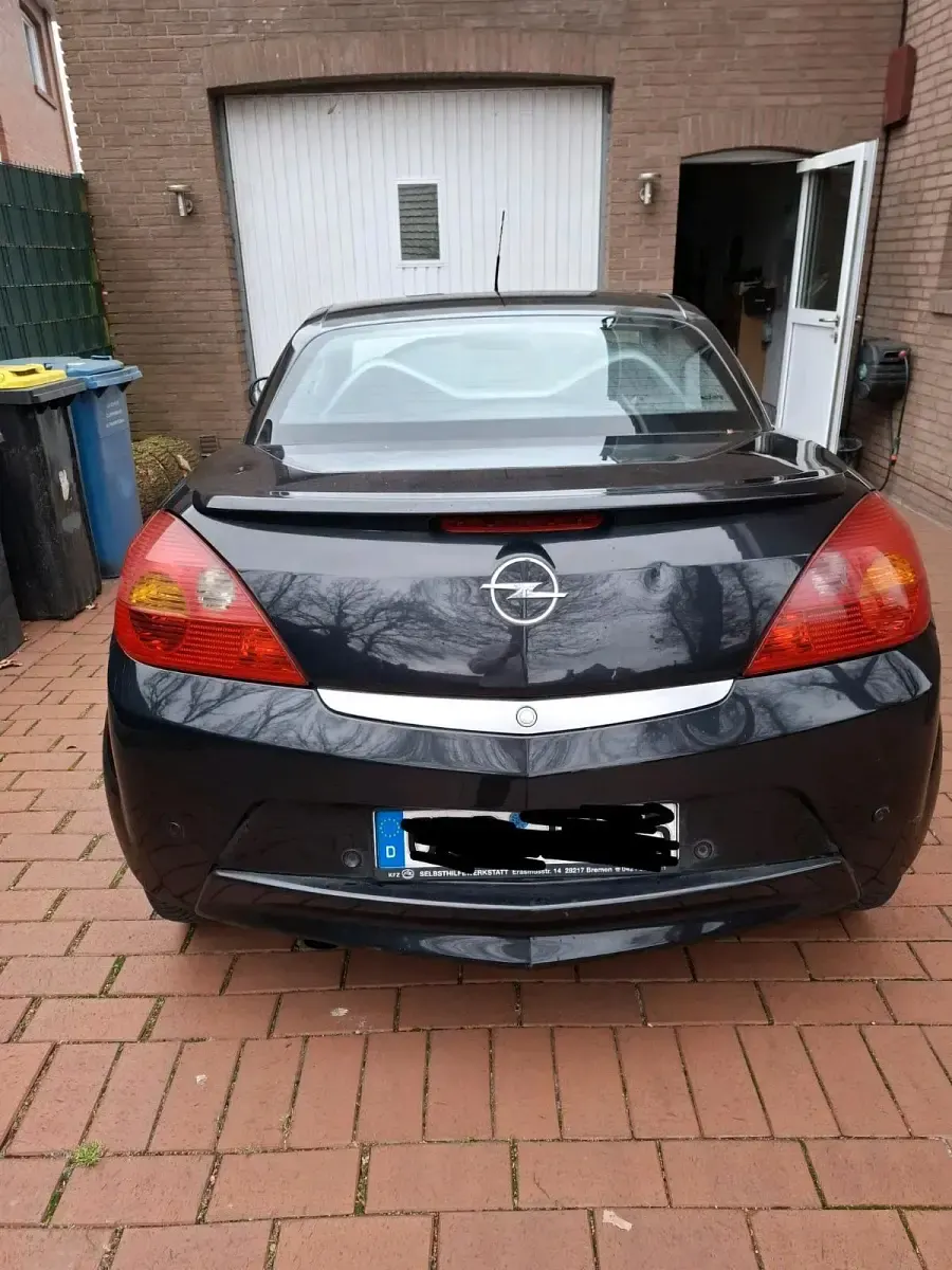 Gebraucht Opel Tigra 90 PS (66 kW) 2005 Schwarz Cabrio
