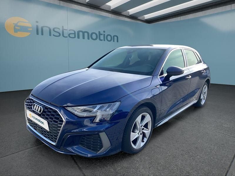 Blau Gebraucht 2022 Audi A3 Sportback e-tron Kleinwagen | 29.499 € (Teuer) - Bild 1/4