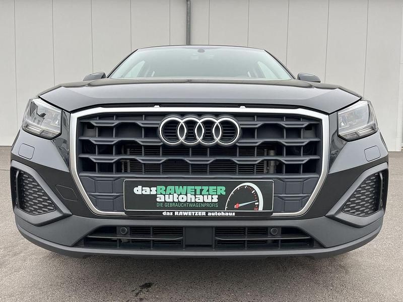 Gebraucht Audi Q2 150 PS (110 kW) 2022 Manhattangrau SUV