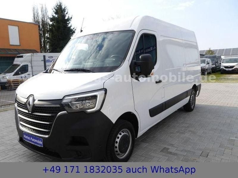 Second-hand Renault Master 136 CP (100 kW) 2023 Alb Monovolum