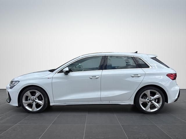 Second-hand Audi A3 S-Line 150 CP (110 kW) 2025 Alb Berlinǎ