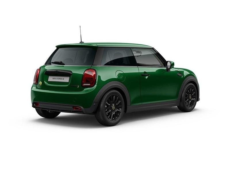 Gebraucht Mini Cooper SE 75 kW (102 PS) 2023 British racing green iv metallic (gruen) Kleinwagen