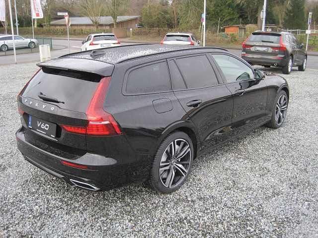 Gebraucht Volvo V60 257 PS (189 kW) 2022 Kombi