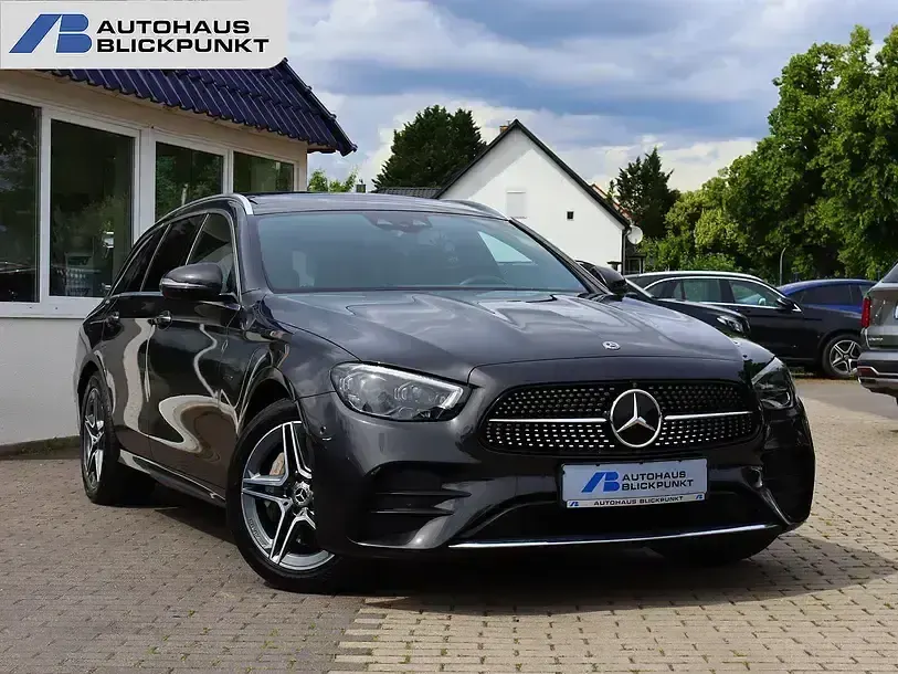 Gebraucht Mercedes E300 AMG 306 PS (225 kW) 2020 Grafitgrau Kombi