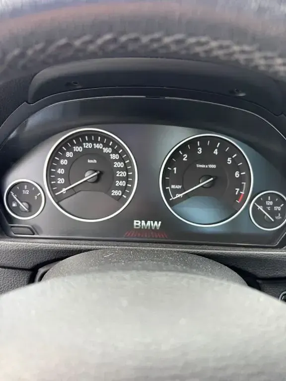 Gebraucht BMW 320 Efficient Dynamics 184 PS (135 kW) 2017 Schwarz Limousine