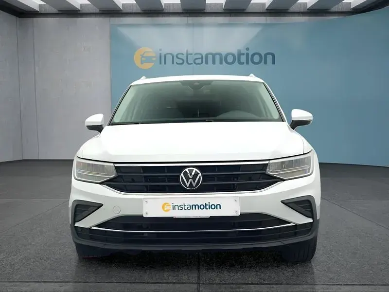 Gebraucht VW Tiguan 150 PS (110 kW) 2024 Weiß SUV