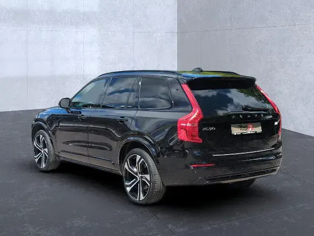 Second-hand Volvo XC90 Ultimate 455 CP (334 kW) 2023 Negru SUV
