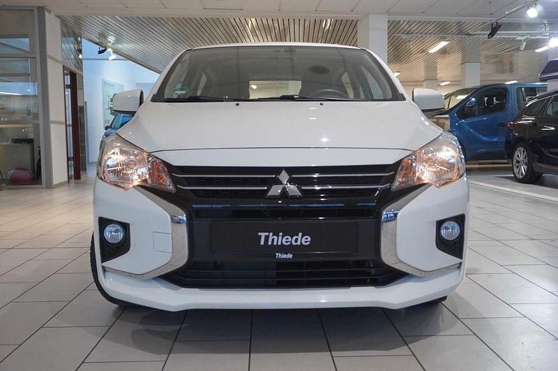 Gebraucht Mitsubishi Space Star Spirit 71 PS (52 kW) 2021 Islandweiss Limousine