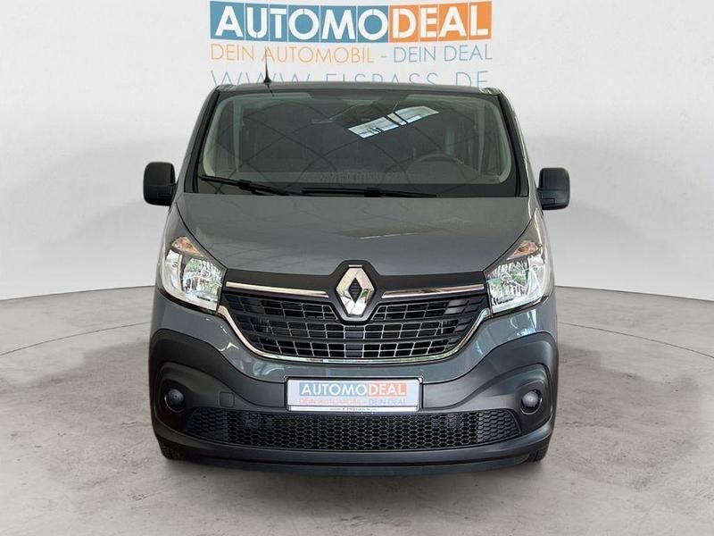 Gebraucht Renault Trafic Komfort 145 PS (106 kW) 2021 Grau Van / Kleinbus