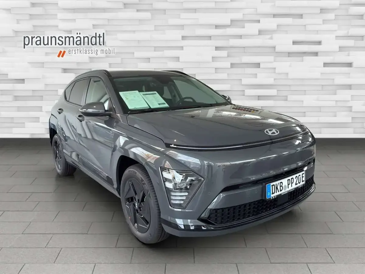 Gebraucht Hyundai Kona Trend 99 kW (135 PS) 2026 Ecotronic grey / mic SUV