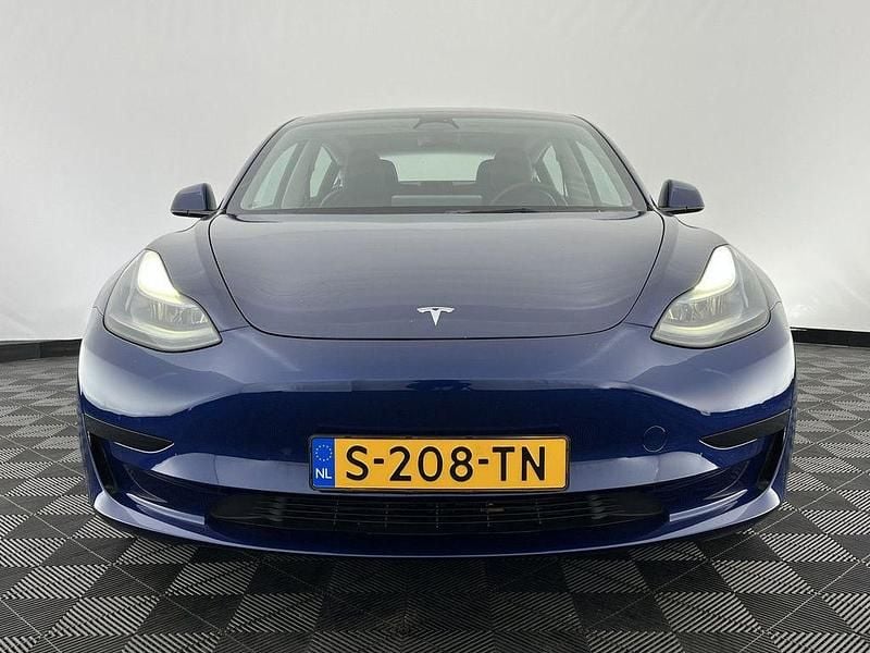 Gebraucht Tesla Model 3 Standard Range 208 kW (283 PS) 2023 Blau Limousine