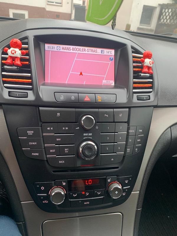 Grau Gebraucht 2012 Opel Insignia Kombi | 4.500 € (Fairer Preis) - Bild 1/4