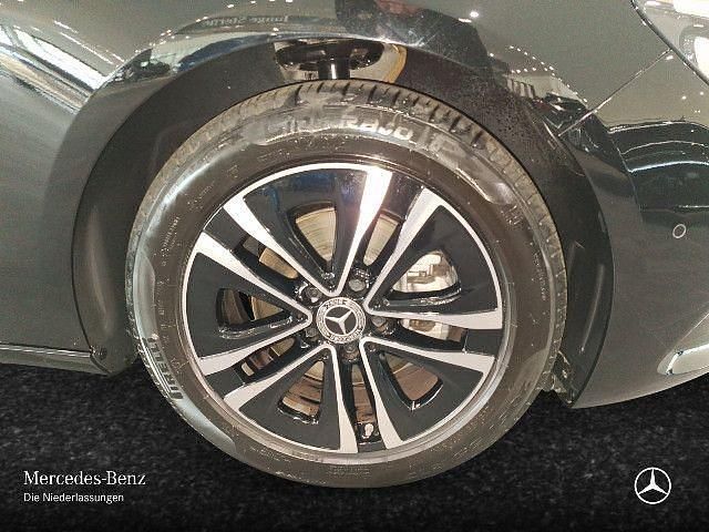 Gebraucht Mercedes B200 Advanced 150 PS (110 kW) 2024 Schwarz Van / Kleinbus