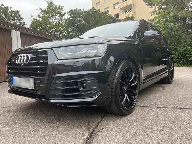 Schwarz Gebraucht 2017 Audi SQ7 Ambiente SUV | 29.900 € (Superpreis) - Bild 1/4