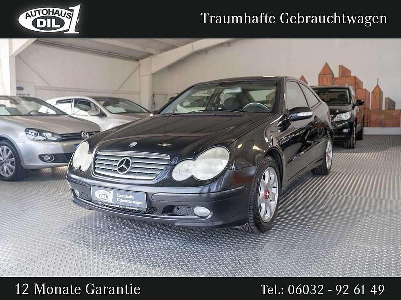 Obsidianschwarz metalliclack (metallic) Gebraucht 2003 Mercedes C180 Coupé | 2.850 € (Teuer) - Bild 1/3