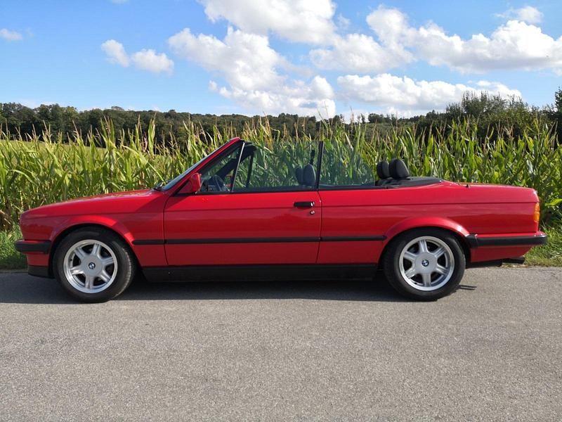 Rot Gebraucht 1990 BMW 320 Cabriolet Cabrio | 18.900 € - Bild 1/4
