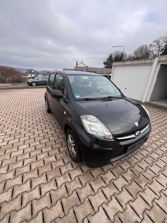 Gebraucht Subaru Justy 69 PS (50 kW) 2009 Schwarz Kleinwagen