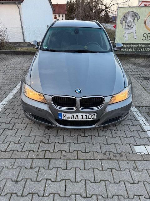 Gebraucht BMW 316 Performance 116 PS (85 kW) 2011 Grau Kombi