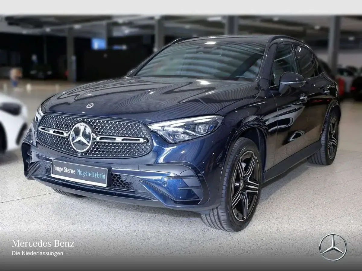 Gebraucht Mercedes GLC300 AMG 204 PS (150 kW) 2023 Blau SUV