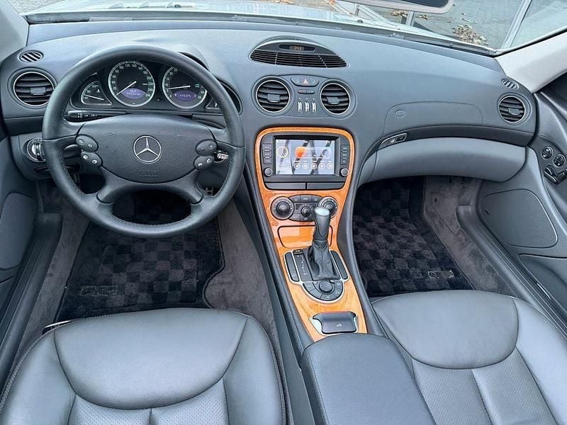 Gebraucht Mercedes SL500 306 PS (225 kW) 2004 Silber Cabrio