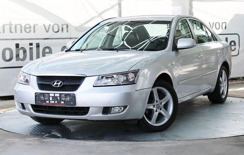 Silber Gebraucht 2008 Hyundai Sonata GLS Limousine | 4.950 € (Teuer) - Bild 1/4