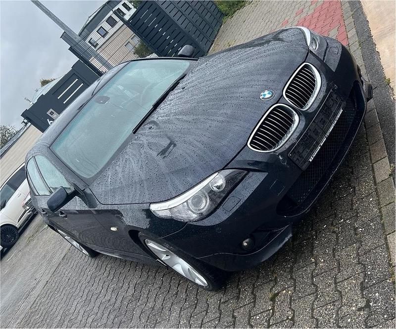 Blau Gebraucht 2007 BMW 530 M Sport Limousine | 5.550 € (Superpreis) - Bild 1/4