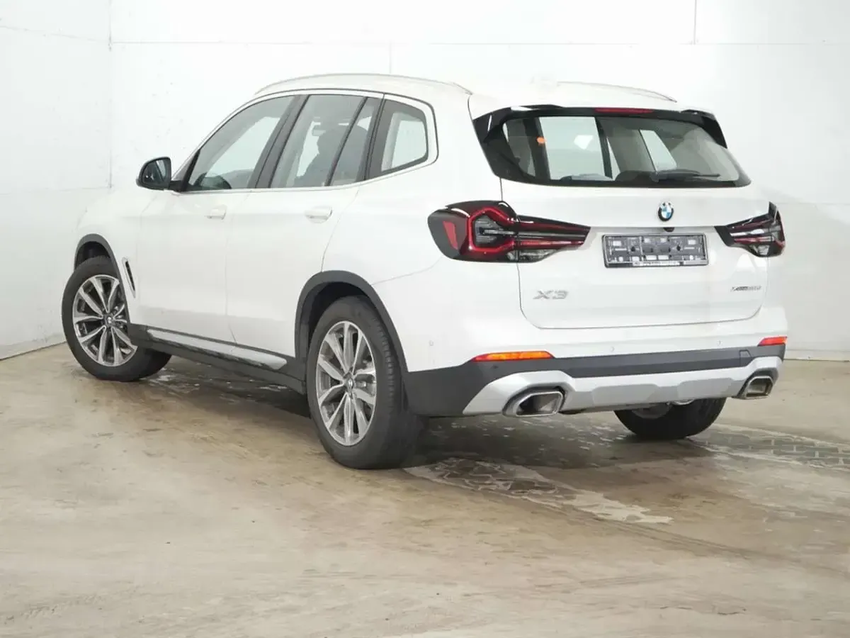 Gebraucht BMW X3 190 PS (139 kW) 2024 Alpinweiß SUV