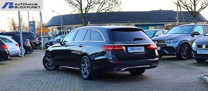 Gebraucht Mercedes E300 AMG 194 PS (142 kW) 2020 Grafitgrau Kombi