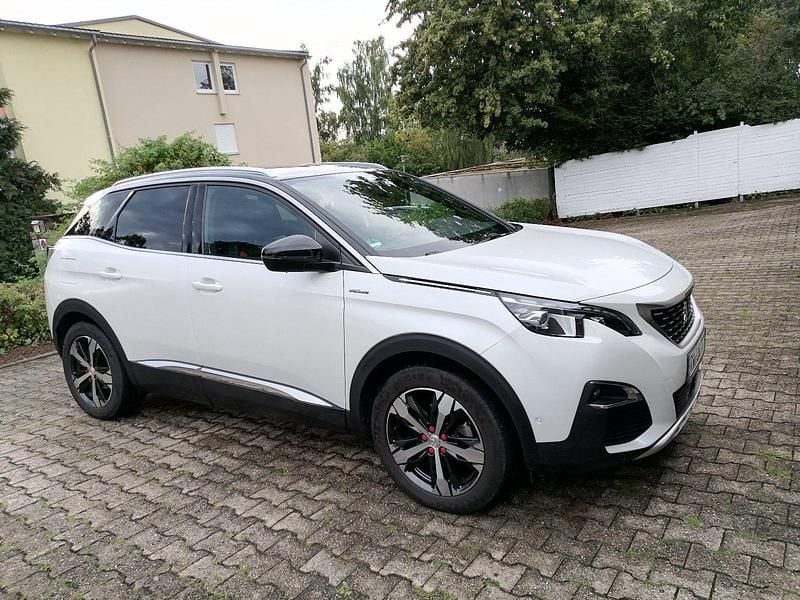 Weiß Gebraucht 2017 Peugeot 3008 Allure SUV | 14.900 € (Guter Preis) - Bild 1/4