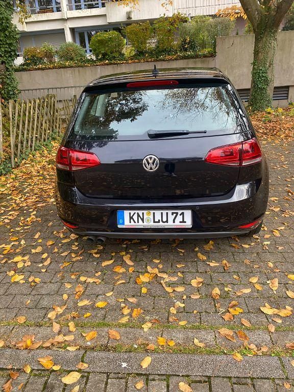 Schwarz Gebraucht 2013 VW Golf VII Highline Limousine | 9.900 € (Teuer) - Bild 1/4