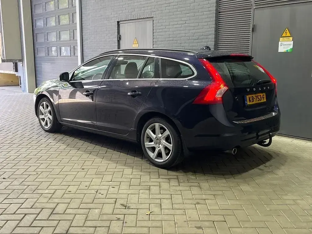 Occasion Volvo V60 120 ch (88 kW) 2016 Bleue Break