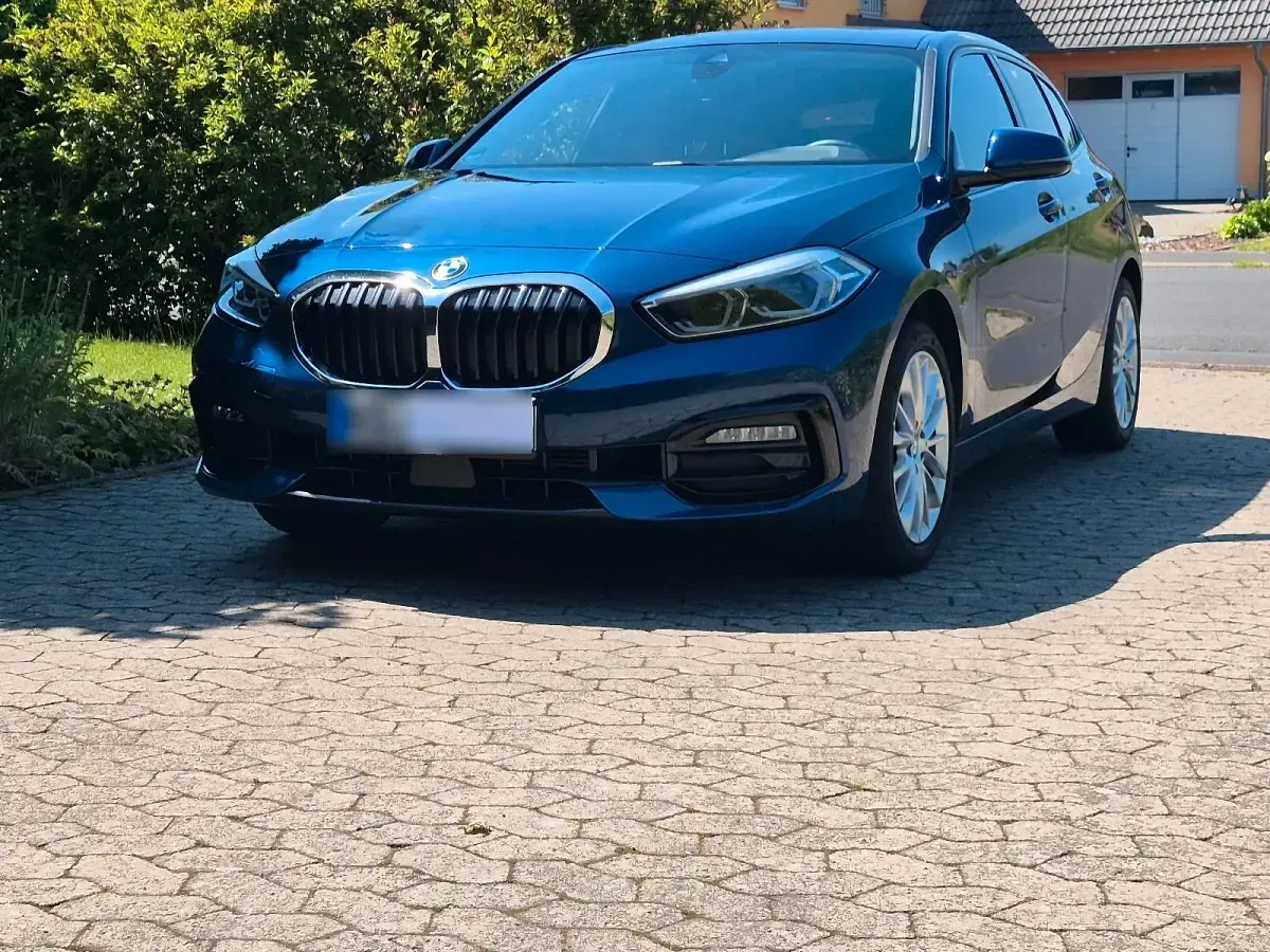 Gebraucht BMW 118 150 PS (110 kW) 2020 Blau Limousine