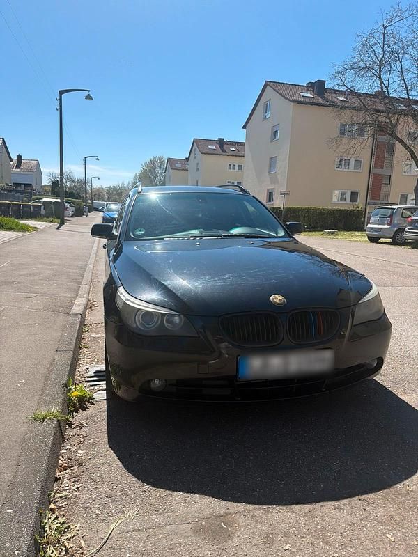 Second-hand BMW 545 333 CP (244 kW) 2004 Negru Break